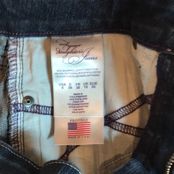 NYDJ Boot Cut Jeans Dark Enzyme Size 6 - Picture 3 of 3